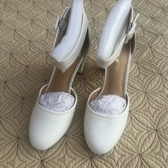 Dream Pairs Shoes - Dream Pairs Cream Block Ankle Strap Heels